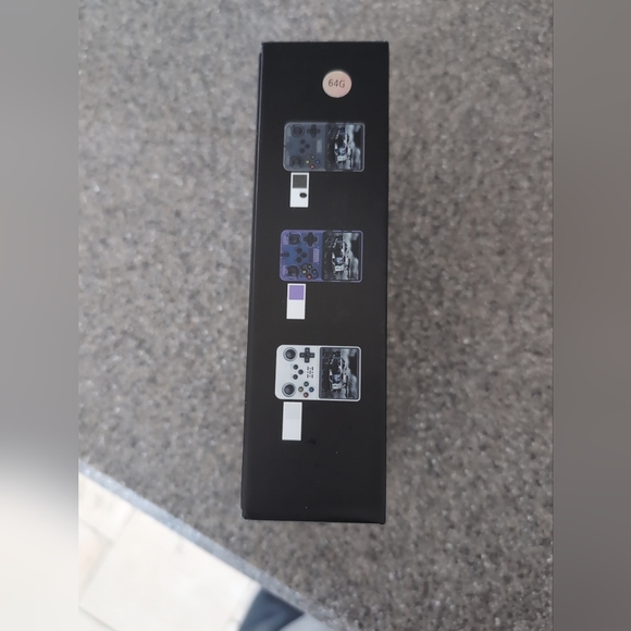 R36S Retro Handheld Video Game Console - Picture 4 of 9